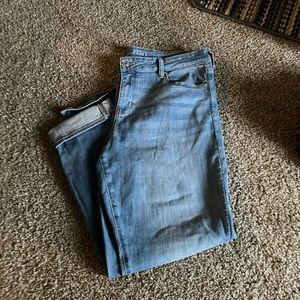 Size 16 AE skinny jeans NWOT